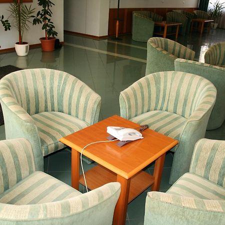 Park Hotel Es Rendezveny Centrum Bábolna Dış mekan fotoğraf